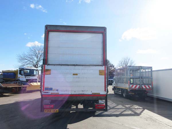REF 14 - 2019 DAF Euro 6 18 ton Box truck for sale